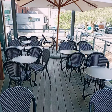 Casa de Férias L'amarante D'hôtes Ou Citadin *