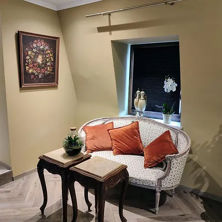 L'amarante D'hôtes Ou Citadin Theux